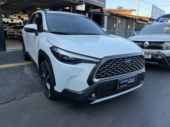 TOYOTA COROLLA CROSS 1.8 VVT-I HYBRID FLEX XRX CVT TOYOTA COROLLA CROSS 1.8 VVT-I HYBRID FLEX XRX CVT